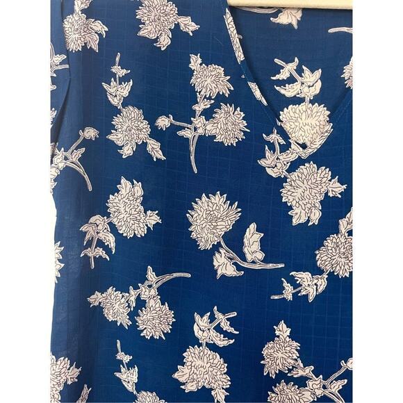 Le Lis Teal Floral V-Neck Blouse Women’s XS - Picture 3 of 7